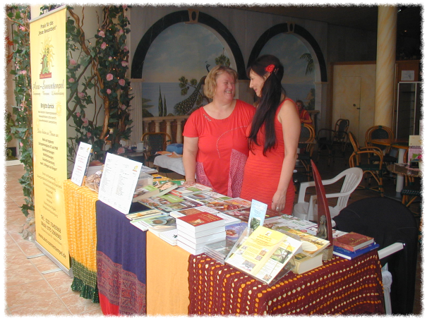 Hildegard von Bingen Tag 2012.09.23_Messestand1_web_gross Hildegard von Bingen Tag 2012.09.23_Messestand1_web_gross