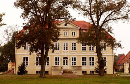 aussenansicht_schloss aussenansicht_schloss